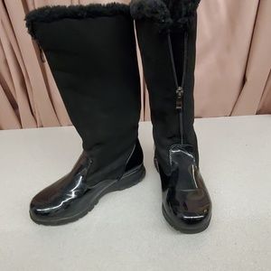 Khumbu Nancy boots size 7M